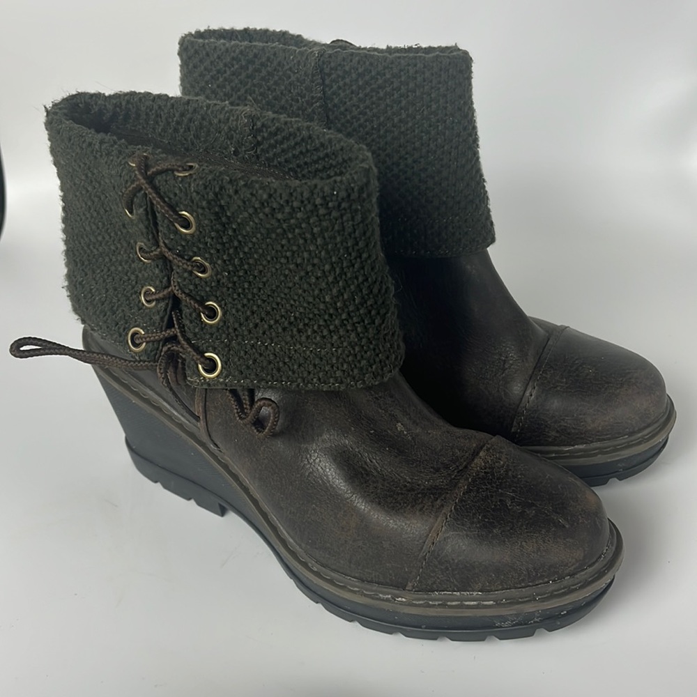 Timberland wedge booties